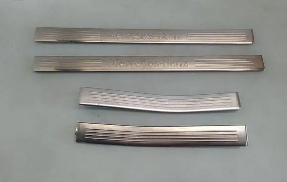 Mercedes-Benz E W212 sill trim set (inner) 2126860936 A2126861136