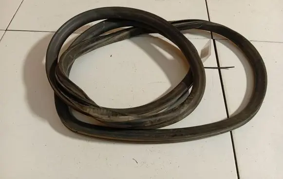 Seat Toledo III (5P) Rubber seal rear door 