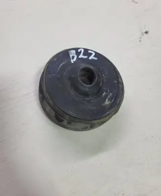 Mercedes-Benz E W211 Rear coil spring rubber mount 013505
