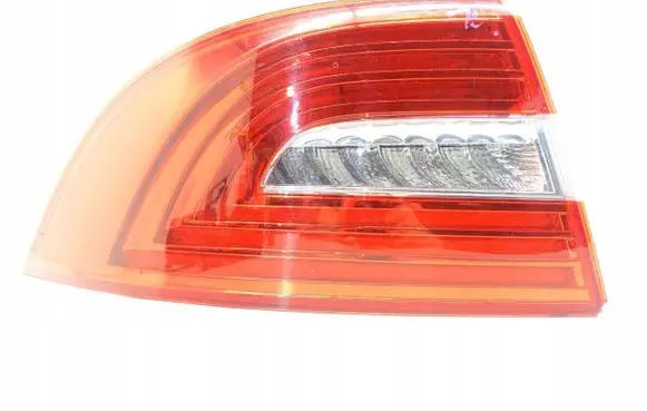 Skoda Superb B6 (3T) Rear/tail lights 3T5945095A