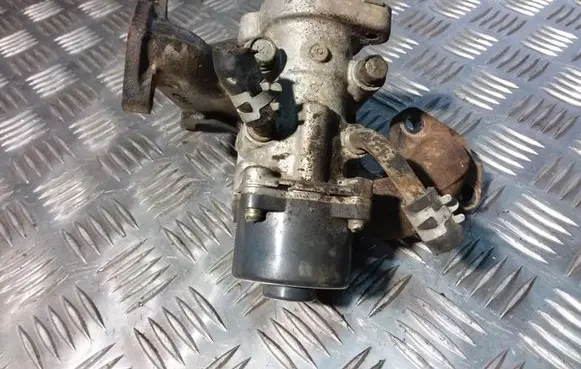 Mitsubishi Carisma EGR valve 862279582