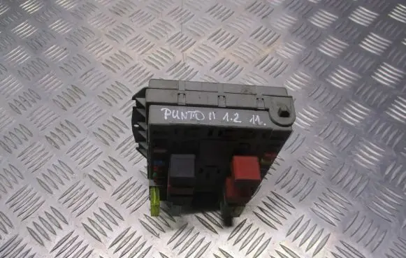 Fiat Punto (188) Fuse box set 46766767