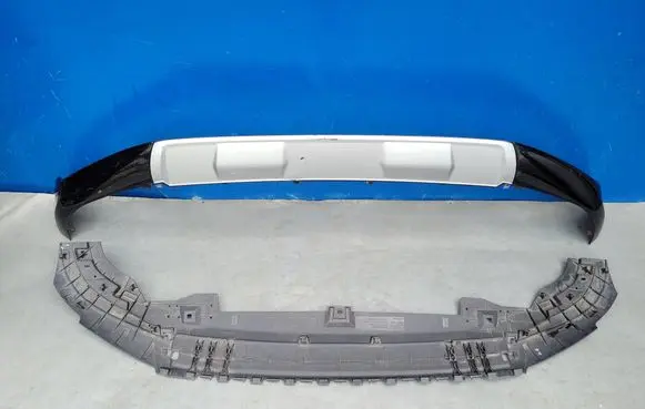Audi Q2 - Front bumper lip 81A807110B 81A807233B