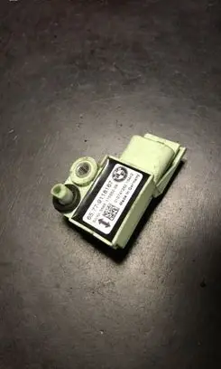 BMW X3 E83 Airbag deployment crash/impact sensor 9118167