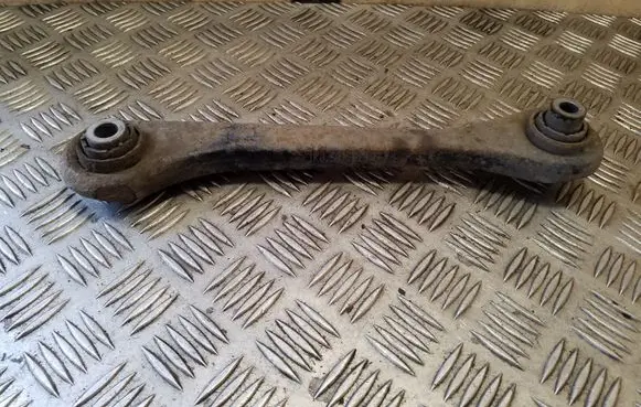Volkswagen PASSAT CC Rear control arm