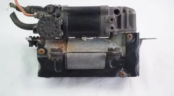 Audi A6 S6 C7 4G Air suspension compressor/pump 4G0616005D 4430201871 26071446