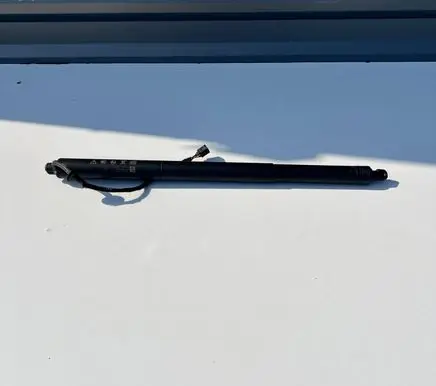Porsche Macan (95B) Tailgate/trunk strut/damper 95B827851 20474854800043