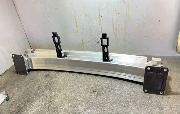 Audi e-tron Rear bumper cross member 9J1803184C 111233 06S002