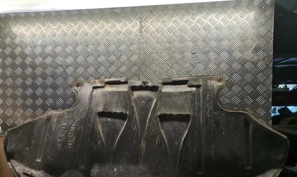 Audi A4 S4 B5 8D Engine splash shield/under tray 8D0863823