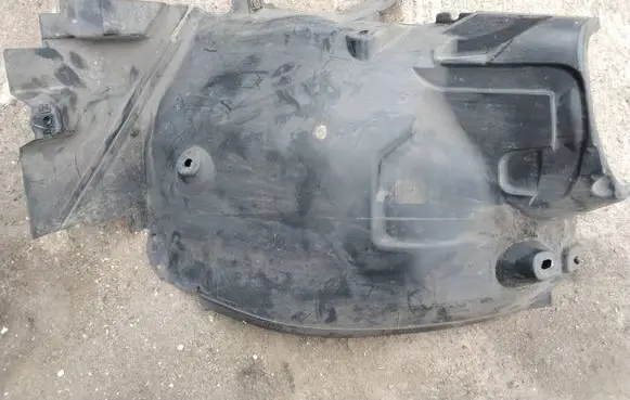 Mercedes-Benz C W204 Front wheel arch liner splash guards A2046984030 BBP157602