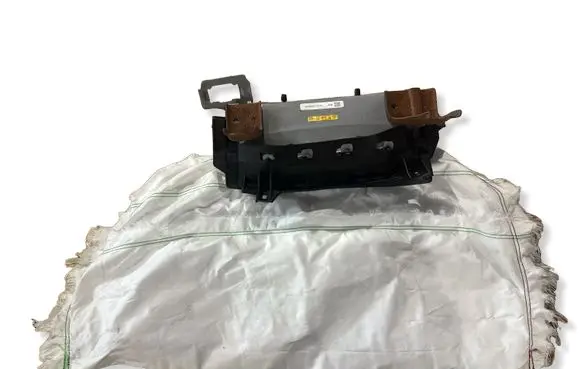 Subaru Outback (BT) Knee airbag WQZ0X057969