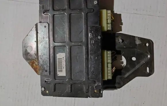 Mazda 323 ABS control unit/module 491604A0000 G35067650 89L06183