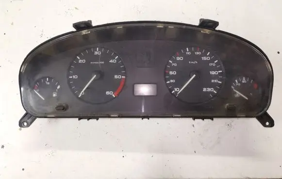 Peugeot 406 Speedometer (instrument cluster) 9630372780