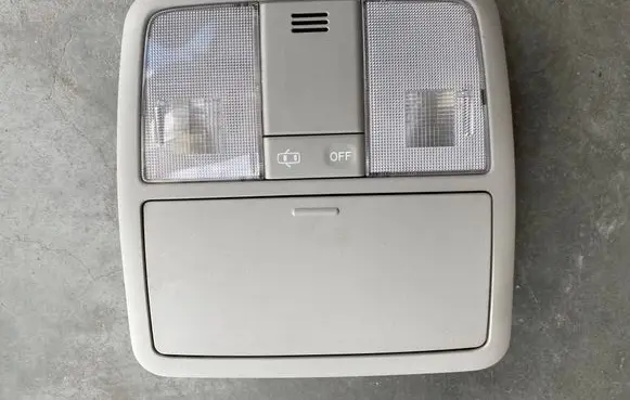 Toyota Auris E180 Front door interior light 8126002460
