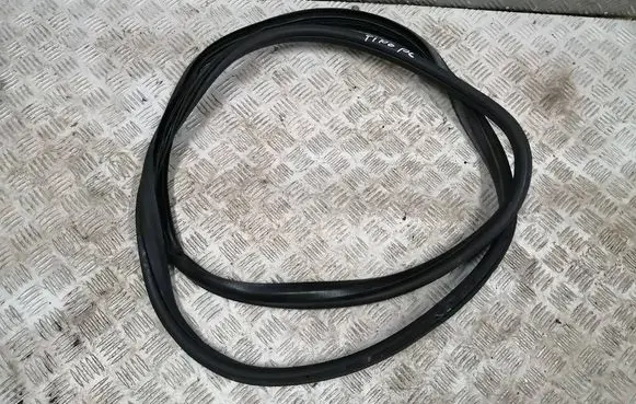 Fiat Tipo Front door rubber seal 00520677850 A2C12339700 10R057632