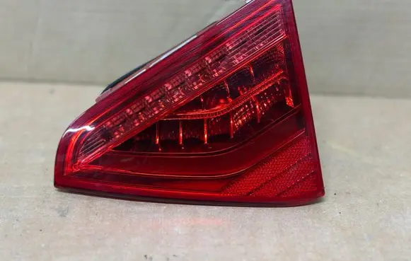 Audi A5 Sportback 8TA Tailgate rear/tail lights 8T0945094C 21200206 R10021200206