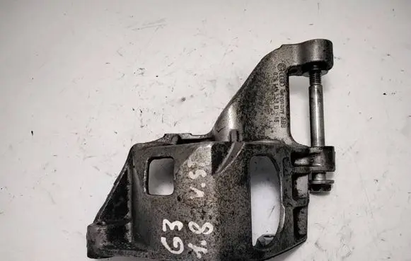 Volkswagen Golf III Engine mounting bracket 028145523D