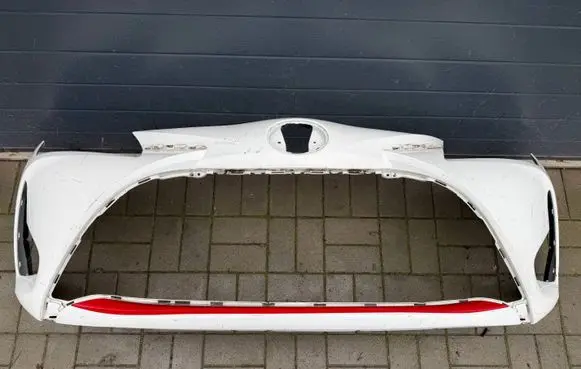 Toyota Yaris Front bumper 52119-0DA40