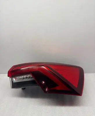 Skoda Octavia Mk4 Rear/tail lights 5E3945208 0021338607