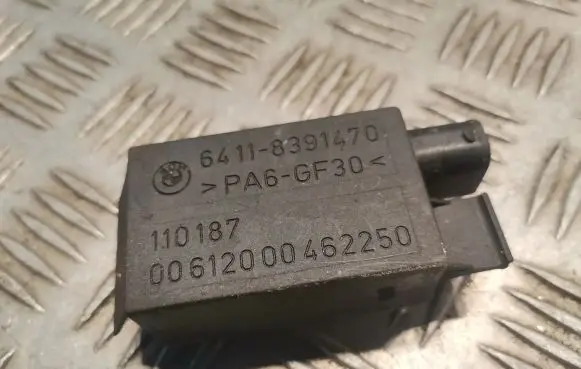 BMW 5 E39 Other relay 8391470