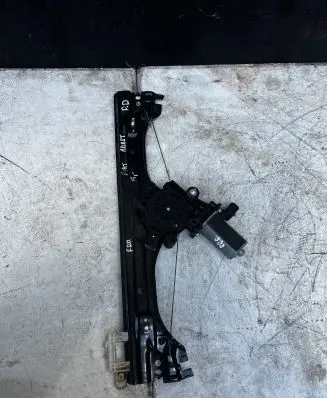 Fiat 500 Abarth Front door window regulator with motor 3029534C 68070266AD