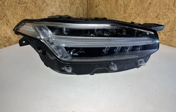 Volvo XC90 Headlight/headlamp 32228297 K22110K