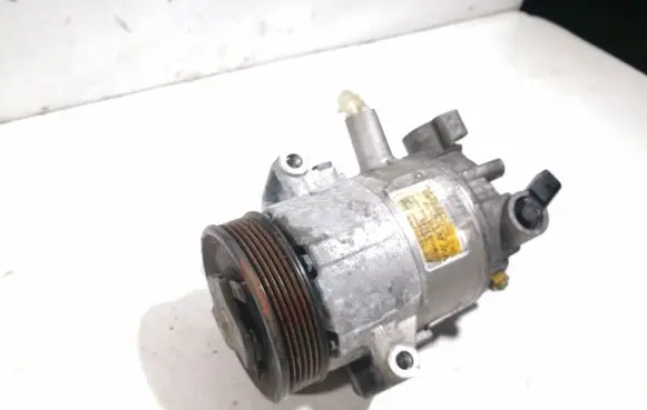 Volkswagen Golf Plus Air conditioning (A/C) compressor (pump) 5K0820803A