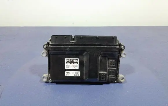 Mazda CX-5 Engine control unit/module ECU PYNA18881