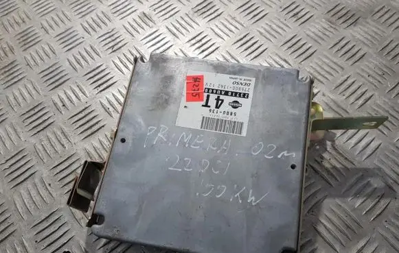 Nissan Primera Engine control unit/module 23710AU600 275800-1362