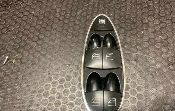 Mercedes-Benz E W211 Electric window control switch A2118219951 501703 04005