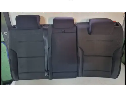 Volkswagen Golf VII Second row seats 5g70