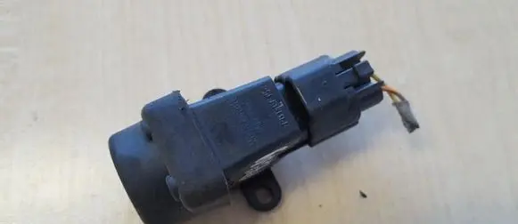 Honda CR-V Fuel cut-off switch wqt100030 35910s04g012