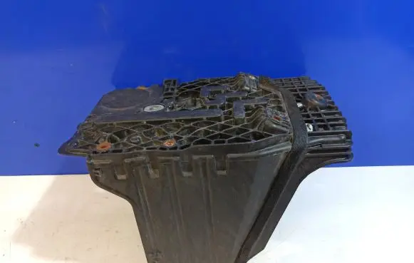 Volvo S60 Battery box tray 31299569