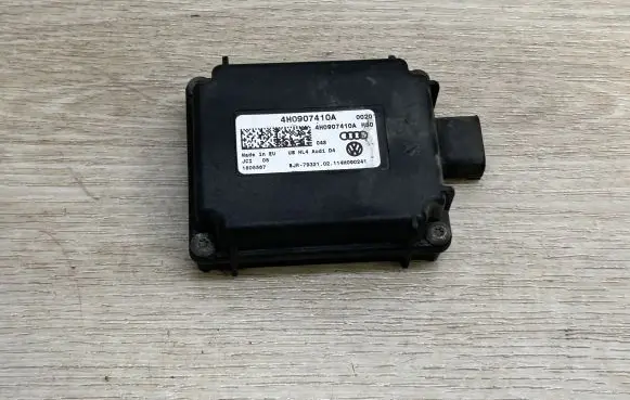 Volkswagen Touareg II Homelink control unit 4H0907410A