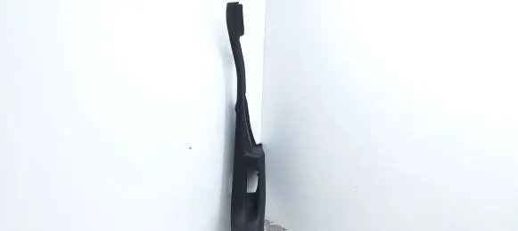 Peugeot 508 II Foot area side trim 9813421977