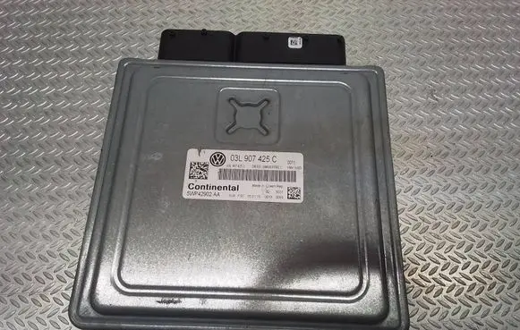 Volkswagen Caddy Engine control unit/module 03L907425C