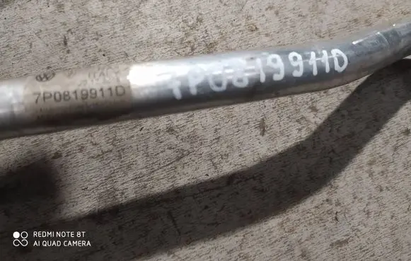 Volkswagen Touareg II Engine coolant pipe/hose 7P0819911D