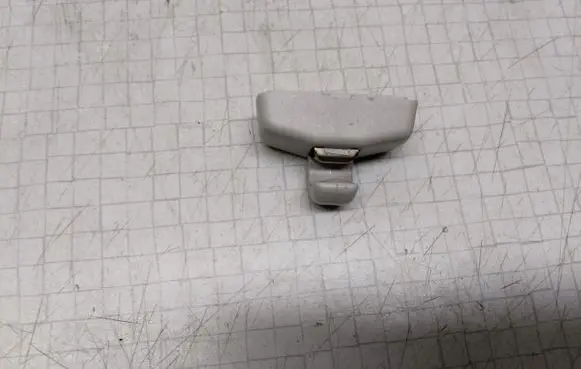 Volkswagen PASSAT B5.5 Sun visor clip/hook/bracket 3B0857561B