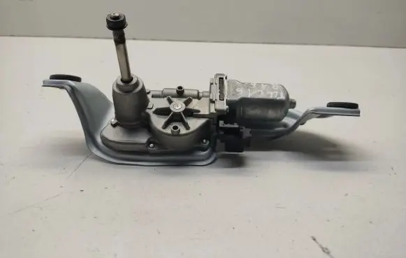 Hyundai Tucson TL Rear window wiper motor 98700D3000