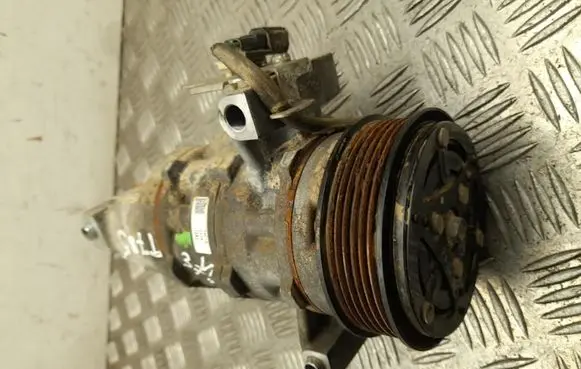 Ford Transit - Tourneo Connect Air conditioning (A/C) compressor (pump) H1BH19D629CA