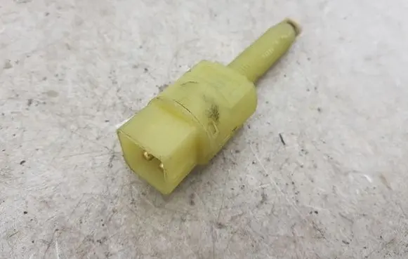 Clutch pedal sensor