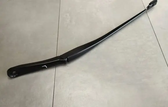 BMW 7 G11 G12 Front wiper blade arm 15272310