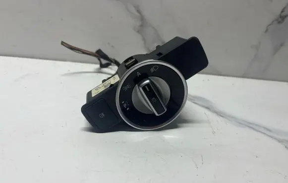 Mercedes-Benz C W204 Light switch A2129056800