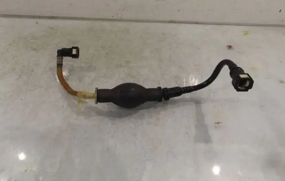 Citroen Berlingo Fuel line pipe 