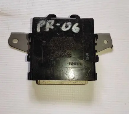 Toyota Prius (XW20) Keyless (KESSY) go control unit/module 8999047020 2325000072