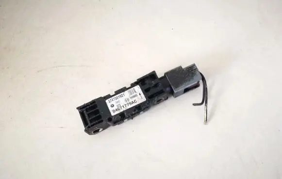 Jeep Grand Cherokee (WK) Airbag deployment crash/impact sensor 04671779ac