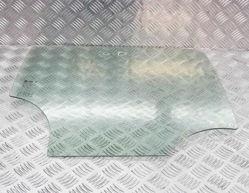 Rear door window glass