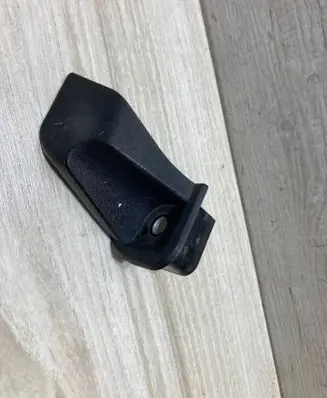 Audi A5 Fender mounting bracket 8w6821231a