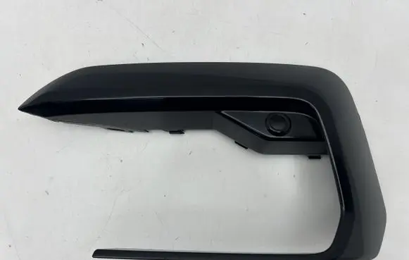 Volkswagen Touran II Front bumper lower grill 5TA853665H