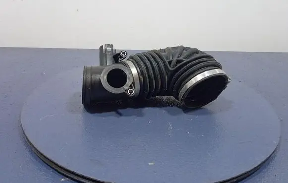 BMW X5 E53 Intake resonator 8575716